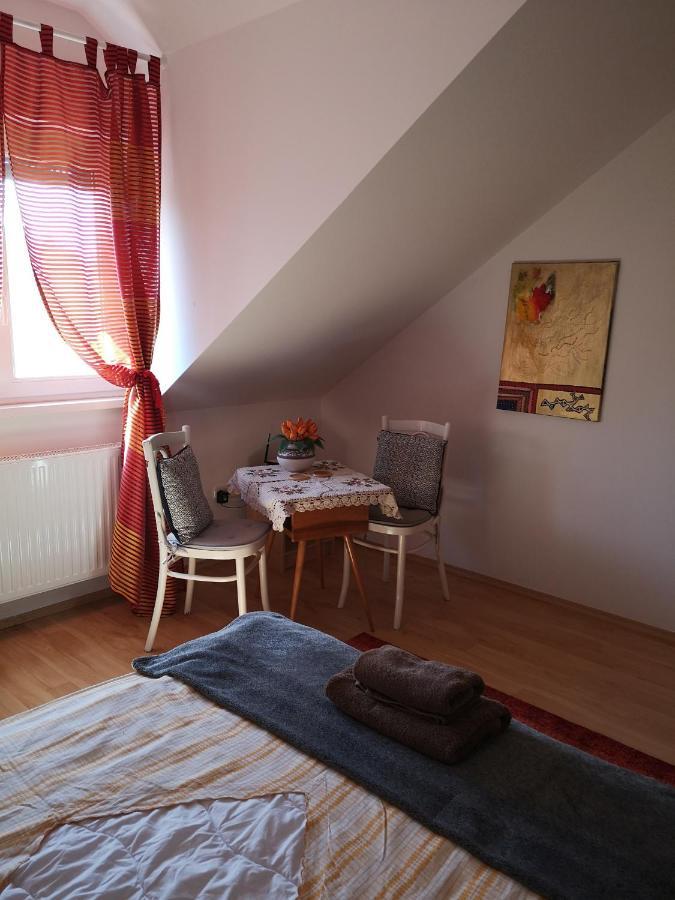 Csillag ház Appartamento Mosonmagyaróvár Esterno foto
