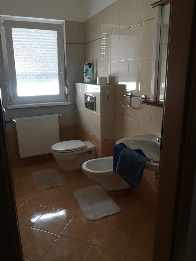 Csillag ház Appartamento Mosonmagyaróvár Esterno foto
